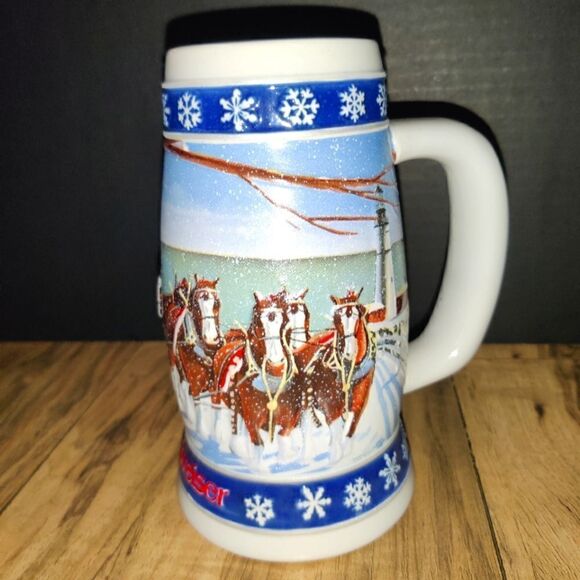 Budweiser Limited Edition Holiday Stein Vintage 1995 Lighting the Way Home - Picture 3 of 8